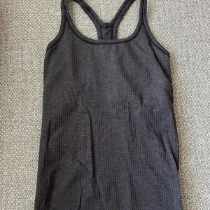 Lululemon ebb to street tank